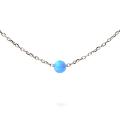 Silberne Perlenkette mit blauem Opal