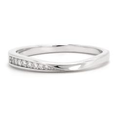 Silberring mit Zirkonen