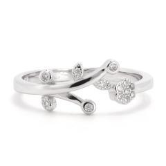 Silberring mit Zirkonen